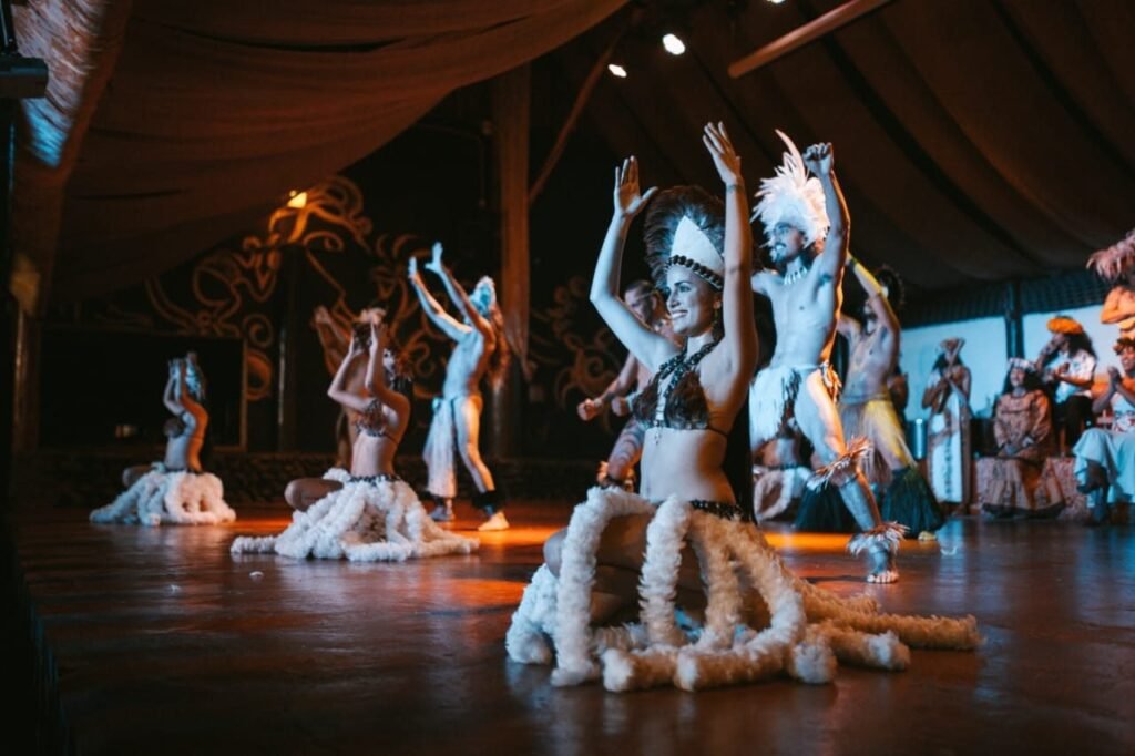 The Rapa Nui aboriginal people: Social organization, roles and lineages ...